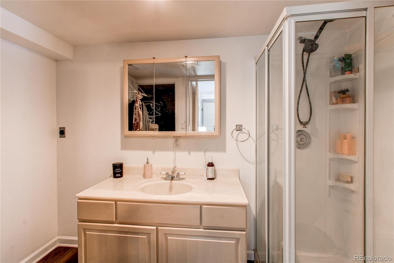 MLS Image #39 for 4889 s elkhart court,aurora, Colorado