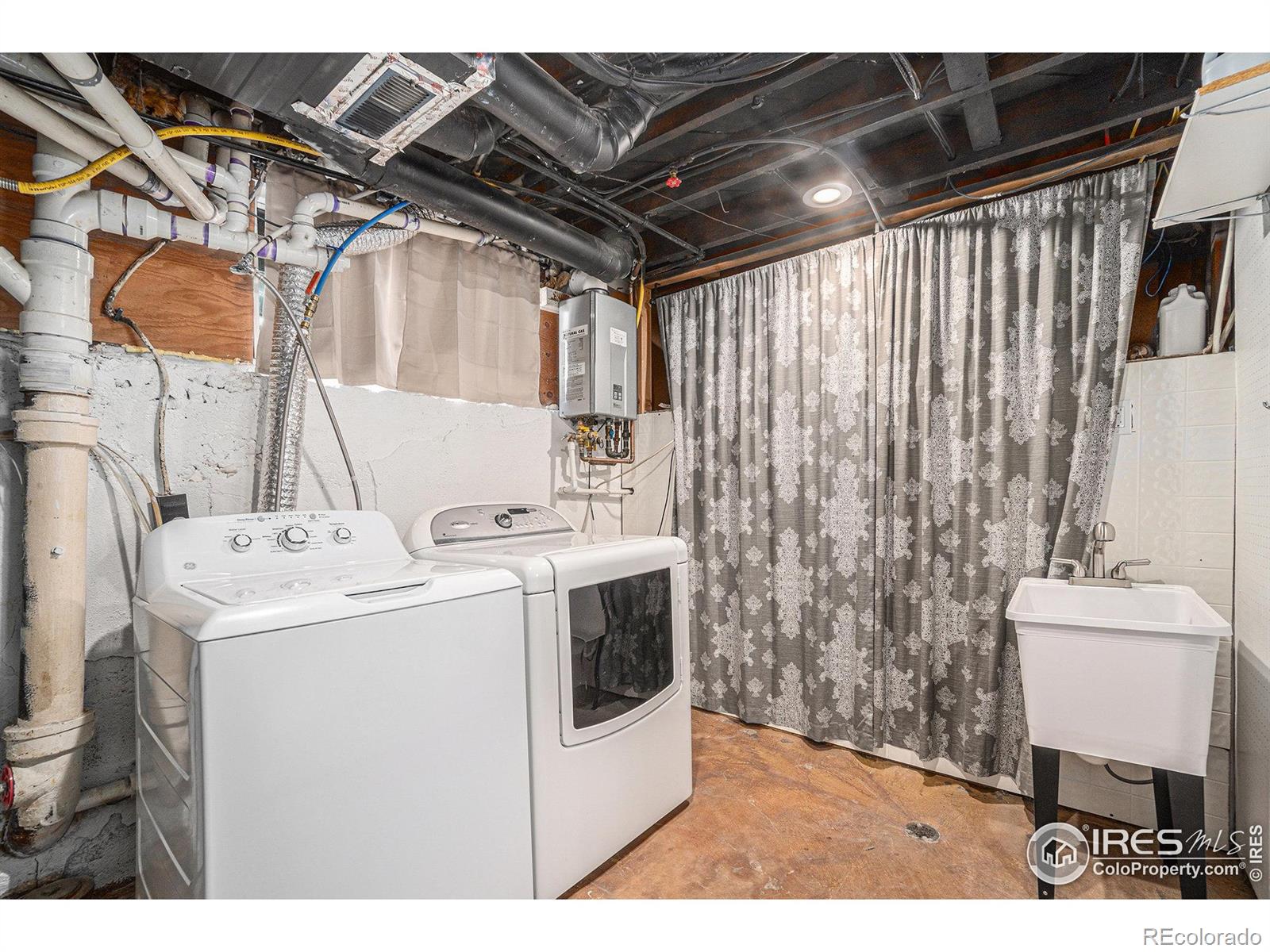 MLS Image #19 for 114  sylvan court,fort collins, Colorado