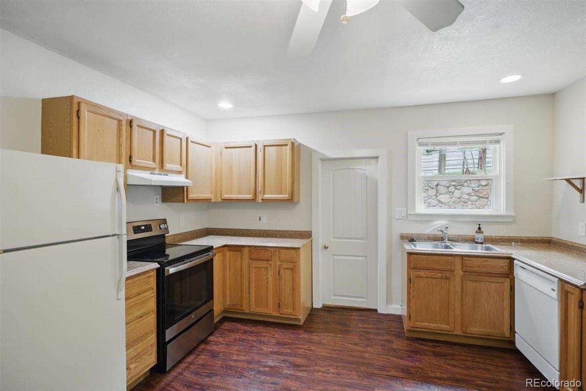 MLS Image #7 for 1416  ivy place,colorado springs, Colorado