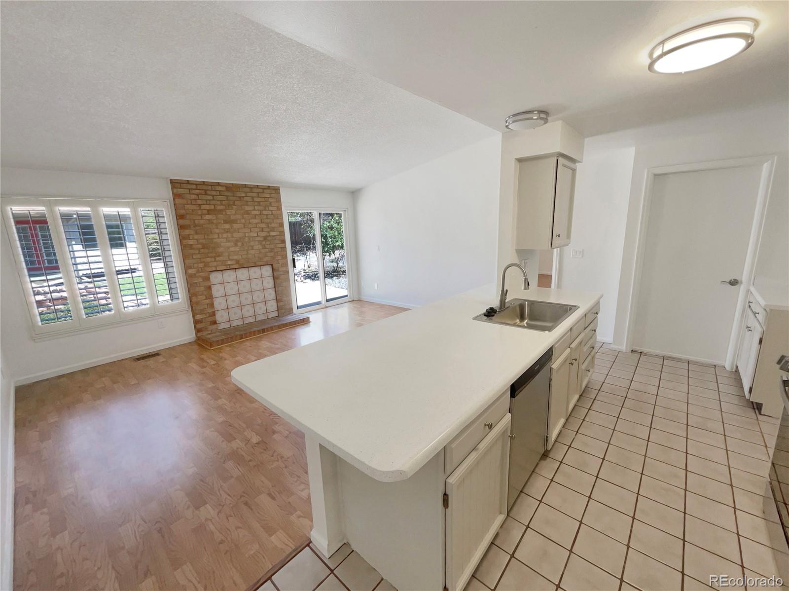 MLS Image #11 for 3986 s bahama street,aurora, Colorado