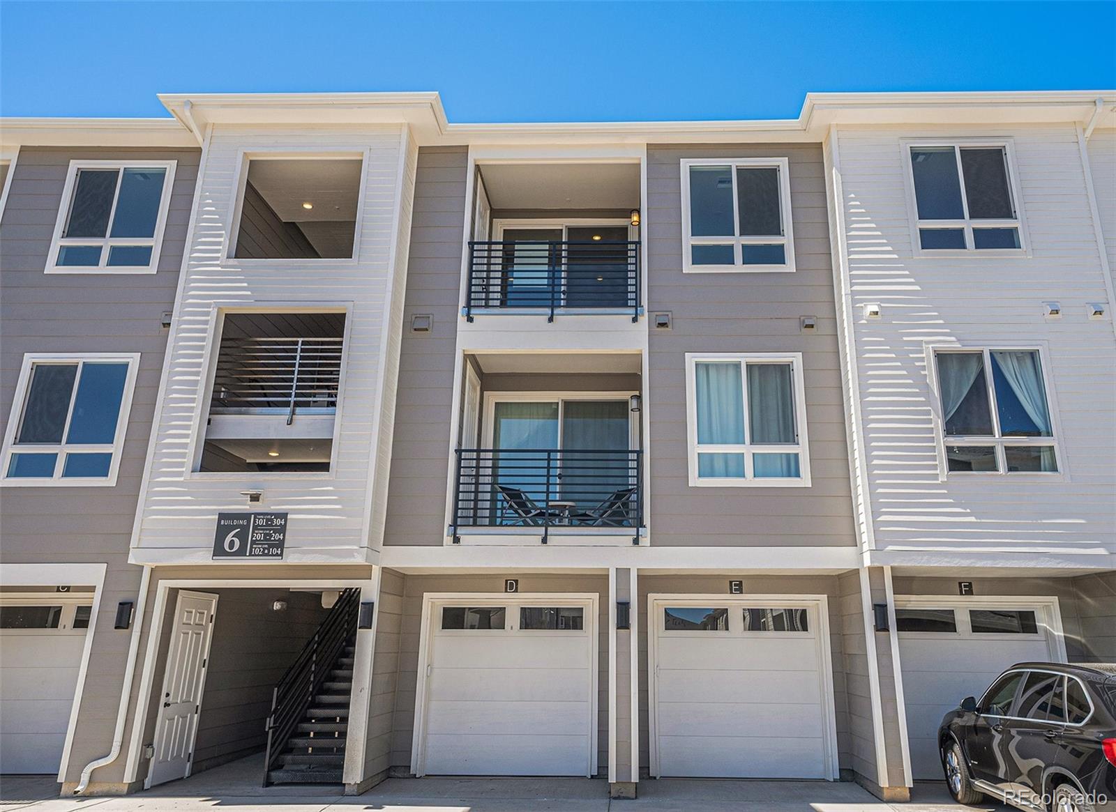 MLS Image #11 for 6153 n ceylon street,denver, Colorado