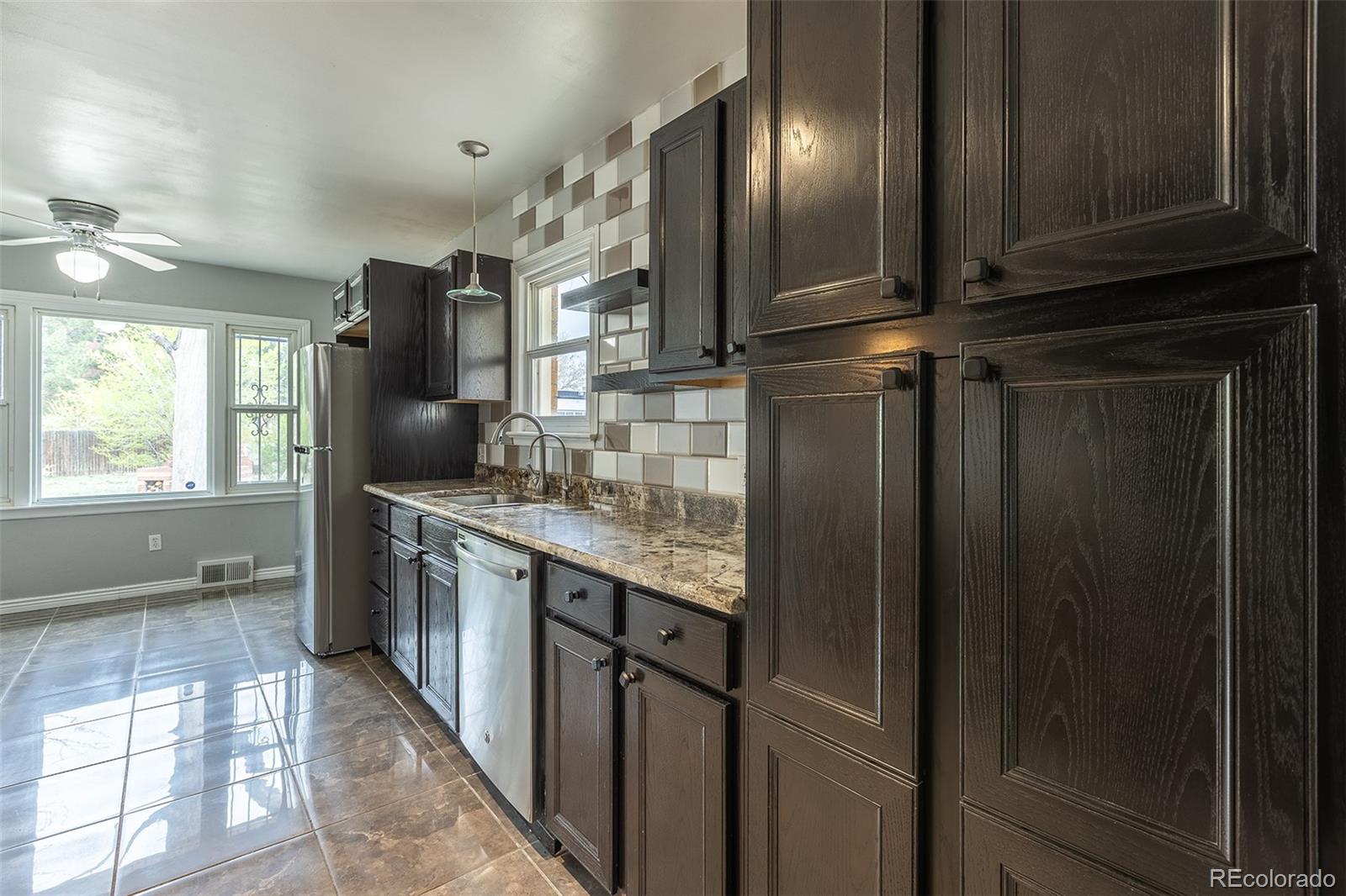 MLS Image #11 for 1345  laredo street,aurora, Colorado