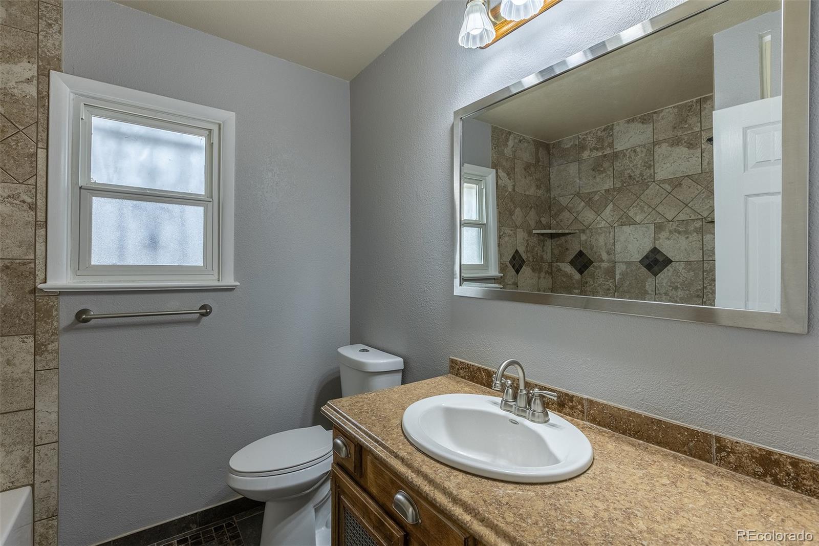 MLS Image #17 for 1345  laredo street,aurora, Colorado