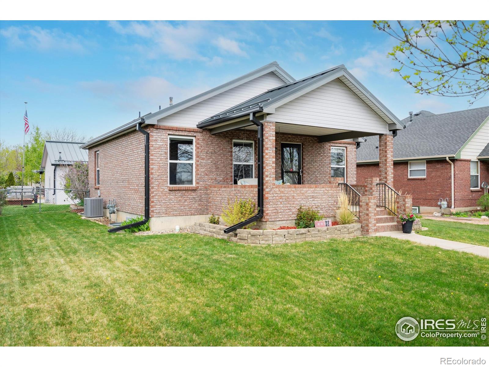 MLS Image #2 for 304 e nebraska avenue,berthoud, Colorado