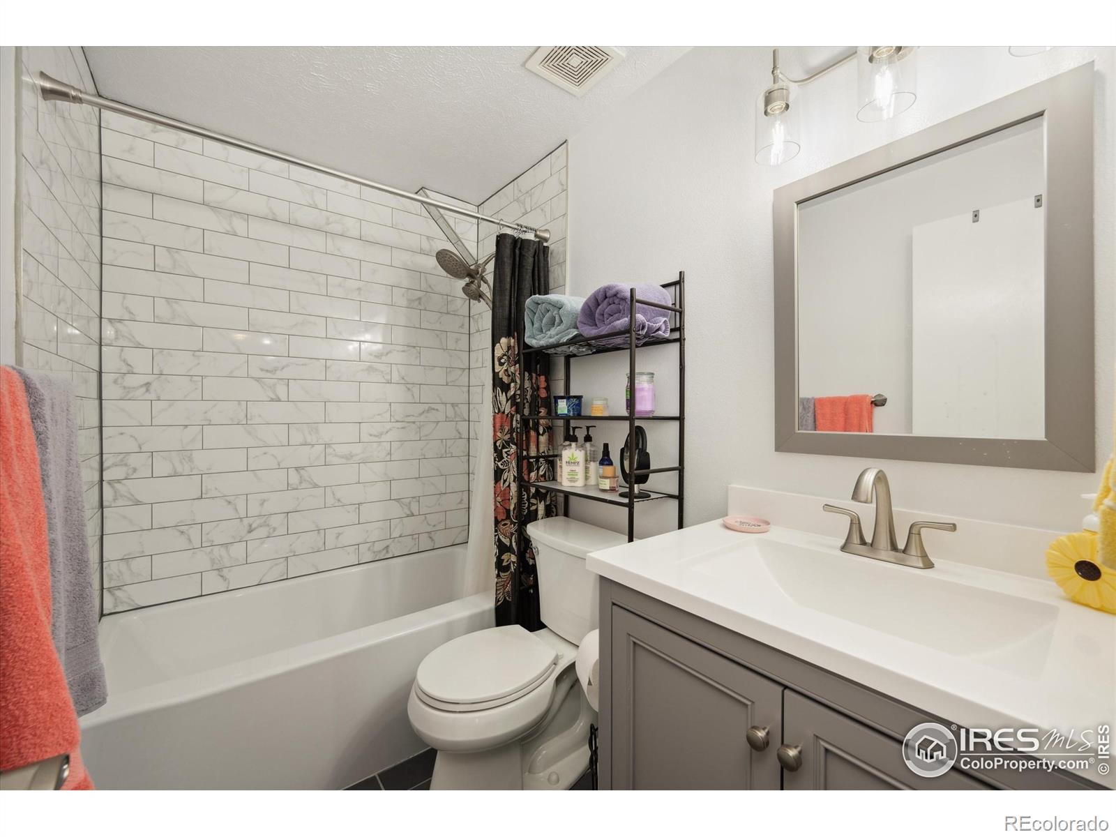 MLS Image #27 for 304 e nebraska avenue,berthoud, Colorado