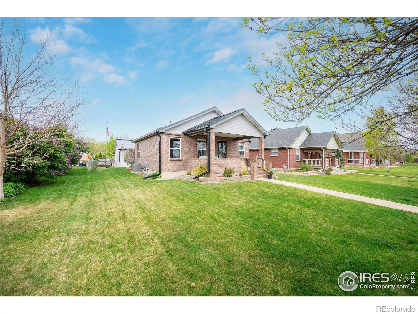 MLS Image #3 for 304 e nebraska avenue,berthoud, Colorado