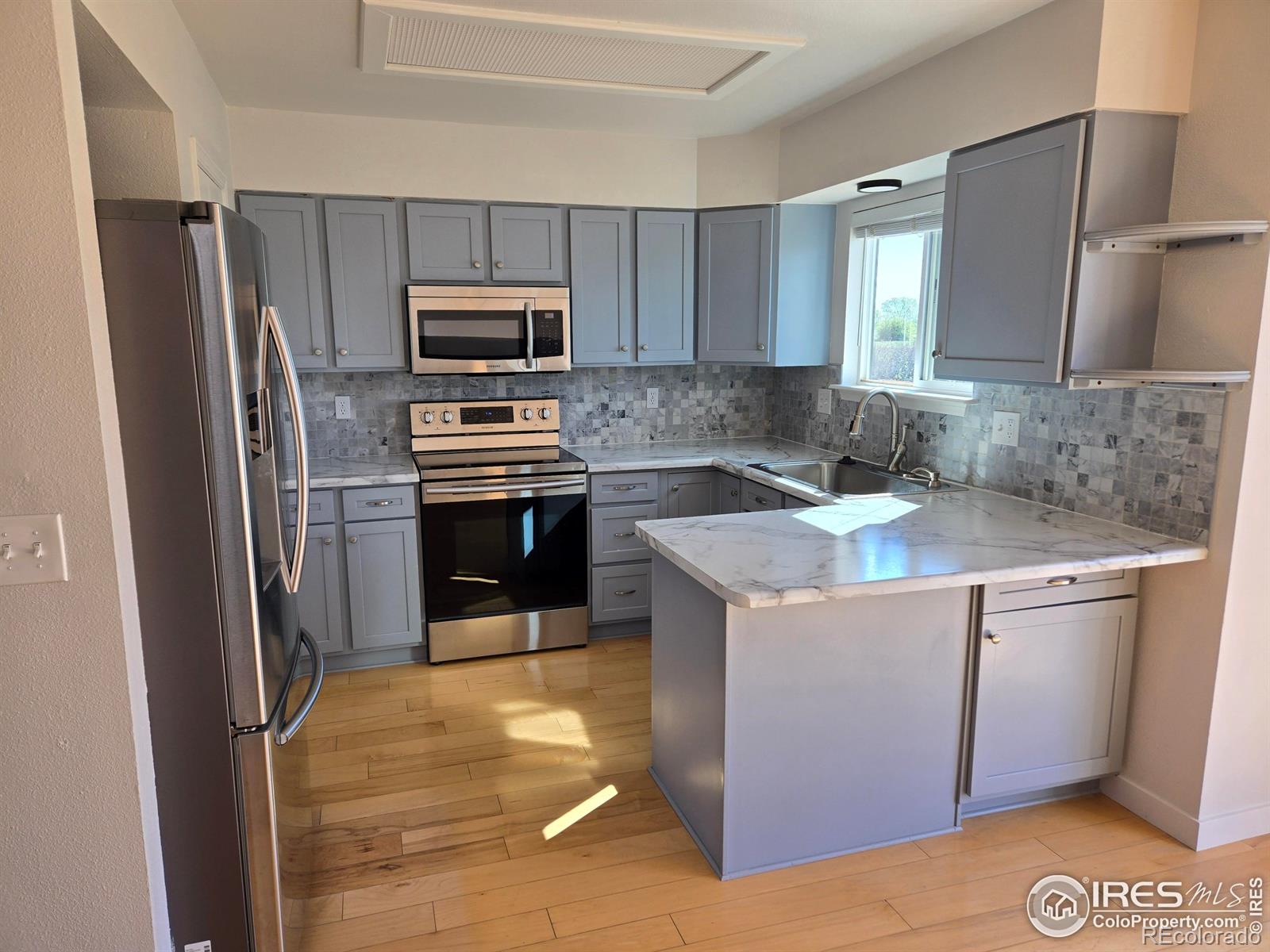 MLS Image #3 for 478  slippery elm court,loveland, Colorado