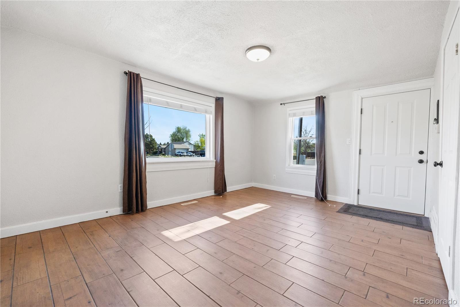 MLS Image #5 for 391 n 7th avenue,brighton, Colorado