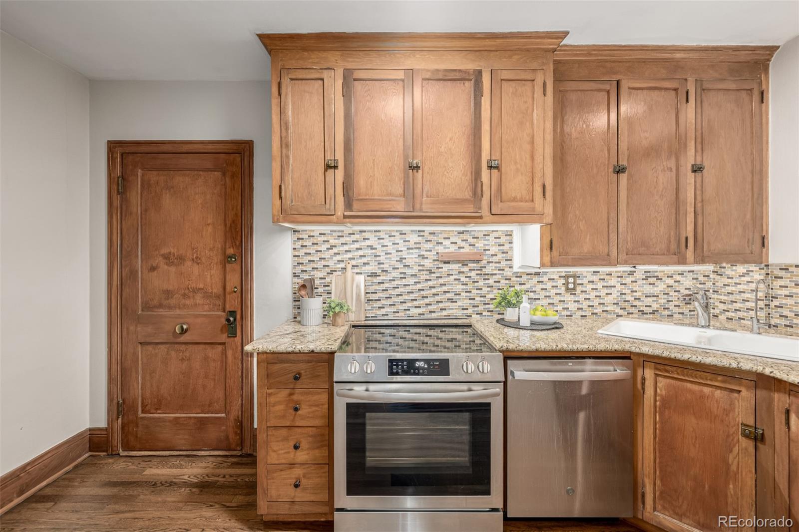 MLS Image #20 for 1138 e 14th avenue,denver, Colorado