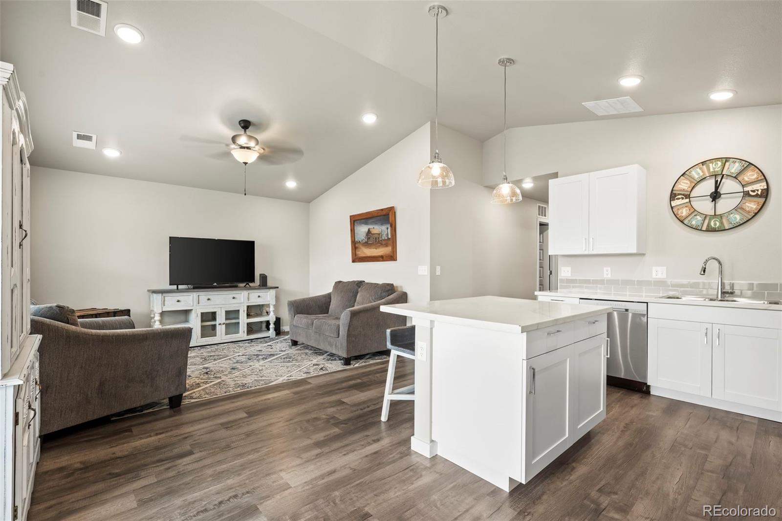 MLS Image #7 for 653 s hoover avenue,fort lupton, Colorado