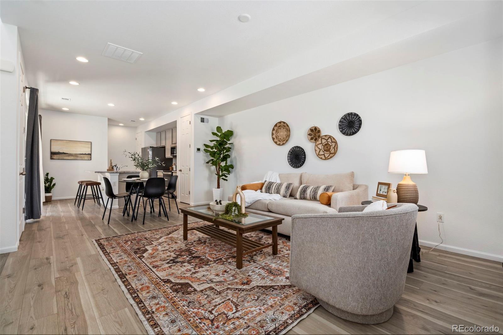 MLS Image #3 for 23527 e 5th place,aurora, Colorado