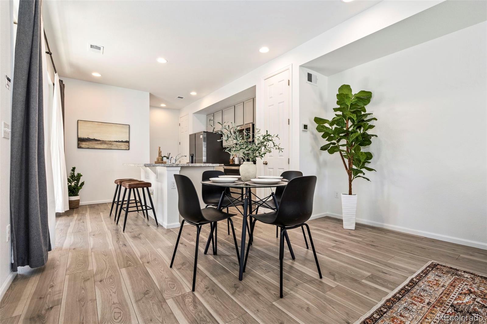 MLS Image #5 for 23527 e 5th place,aurora, Colorado