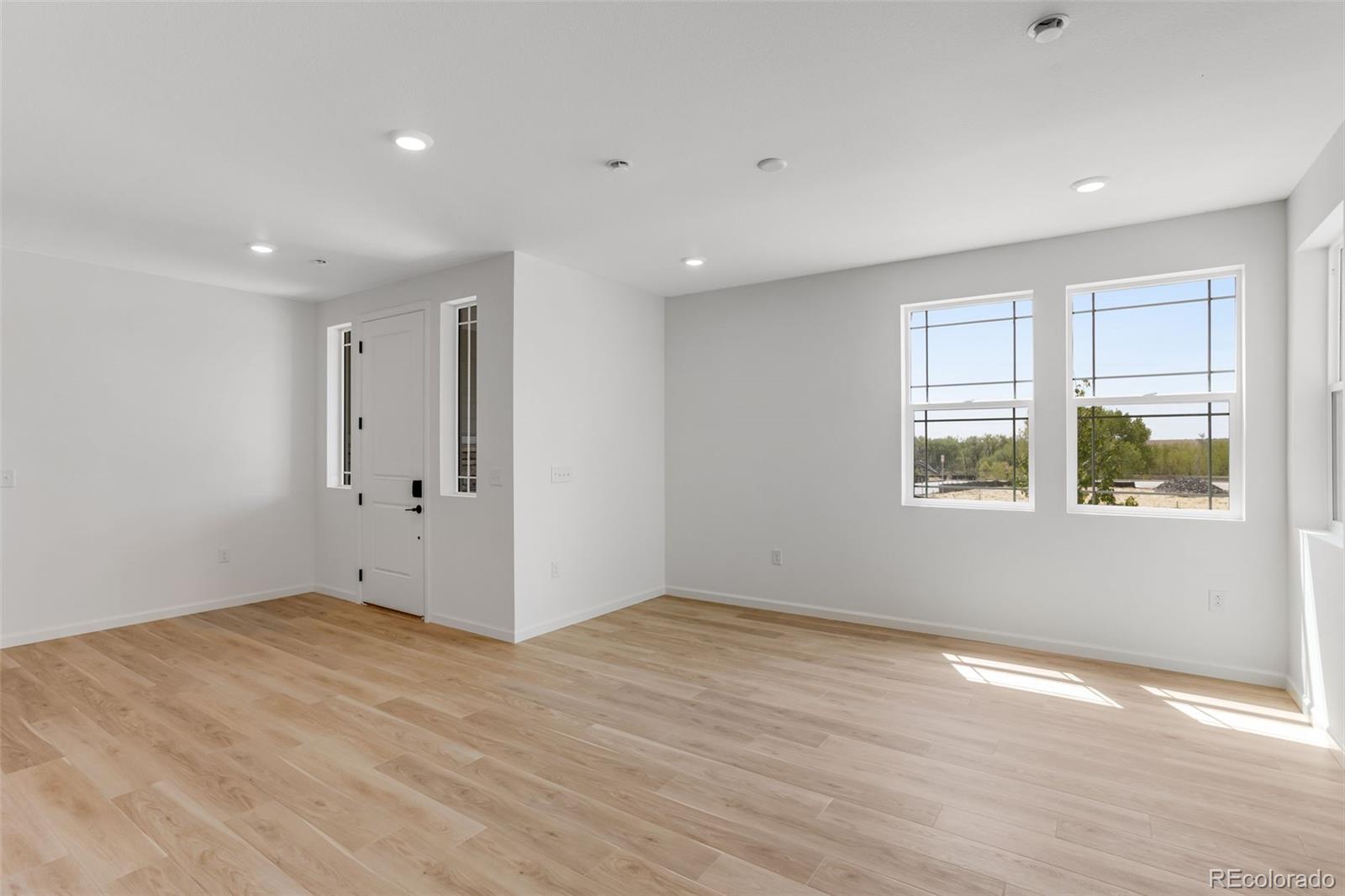 MLS Image #14 for 1422  hudson place,longmont, Colorado