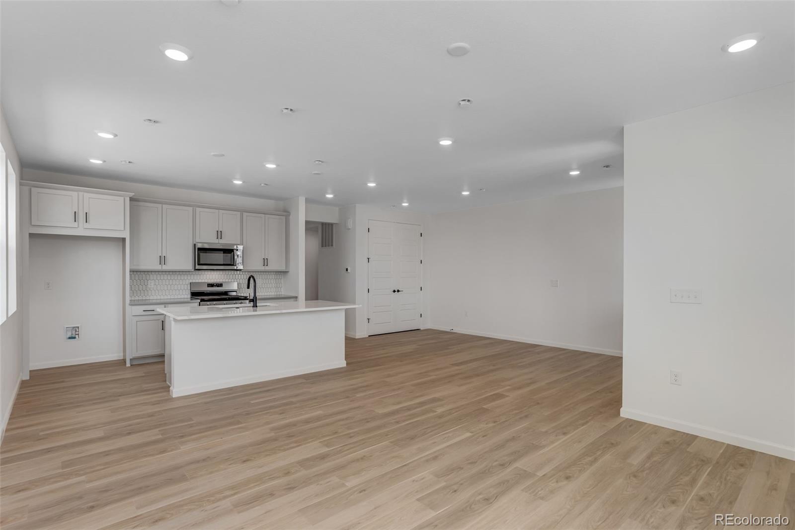 MLS Image #15 for 1422  hudson place,longmont, Colorado
