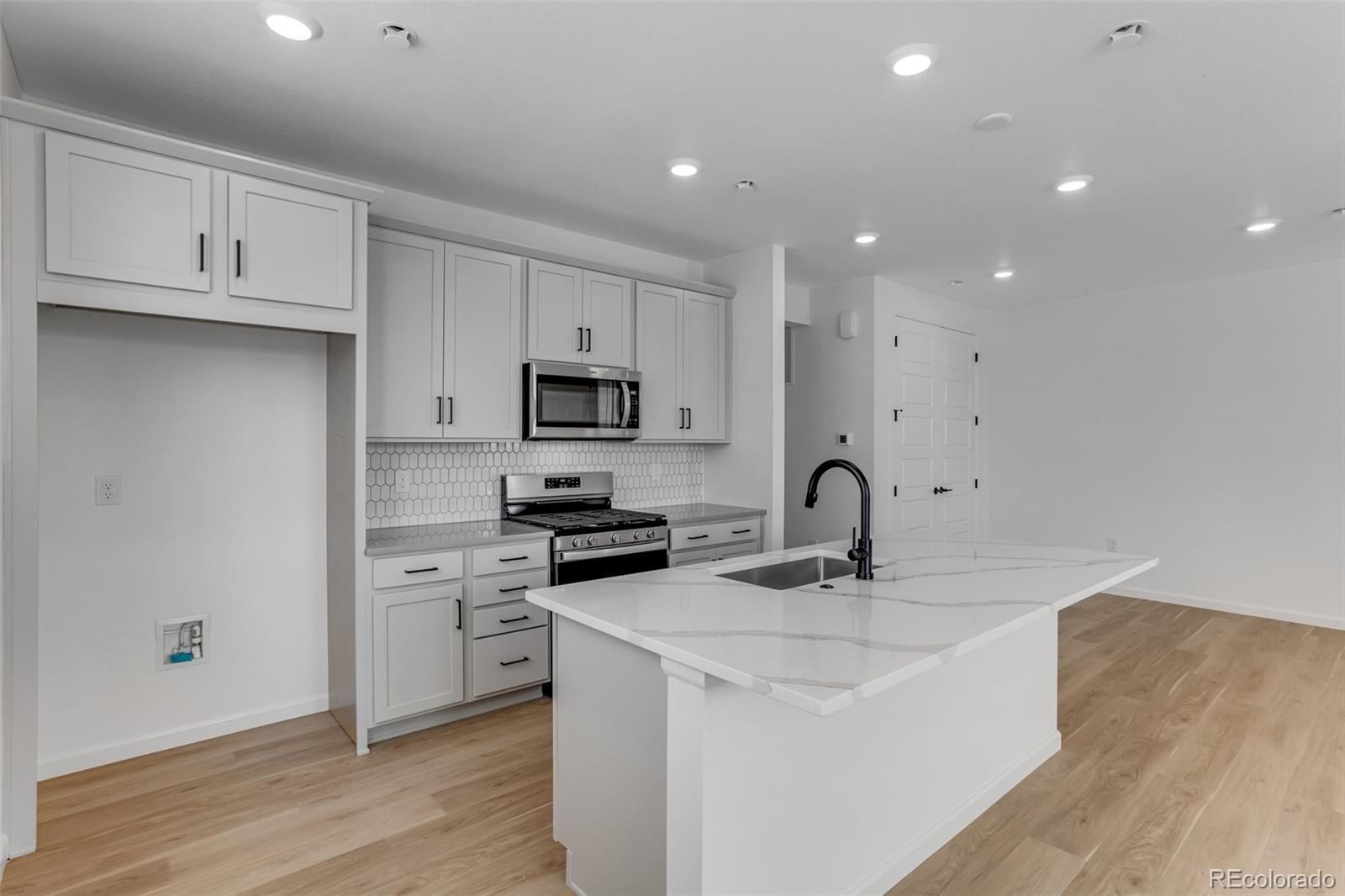 MLS Image #17 for 1422  hudson place,longmont, Colorado
