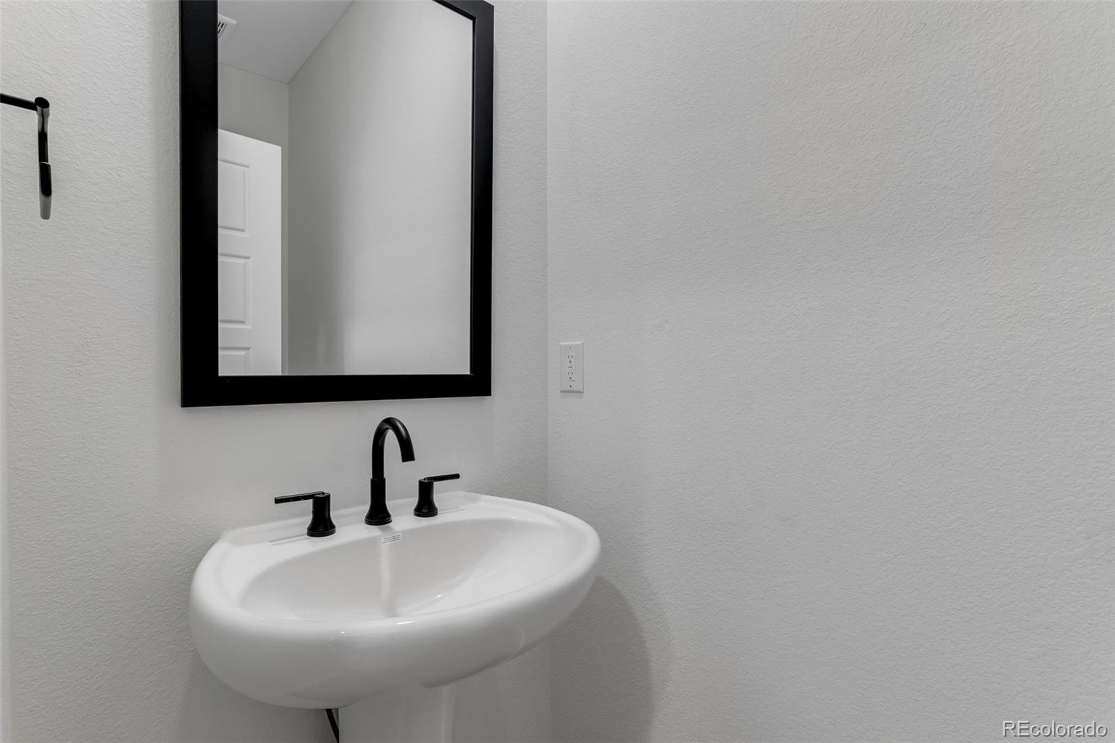 MLS Image #22 for 1422  hudson place,longmont, Colorado