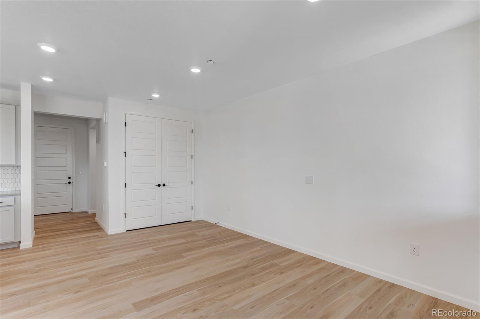 MLS Image #9 for 1422  hudson place,longmont, Colorado