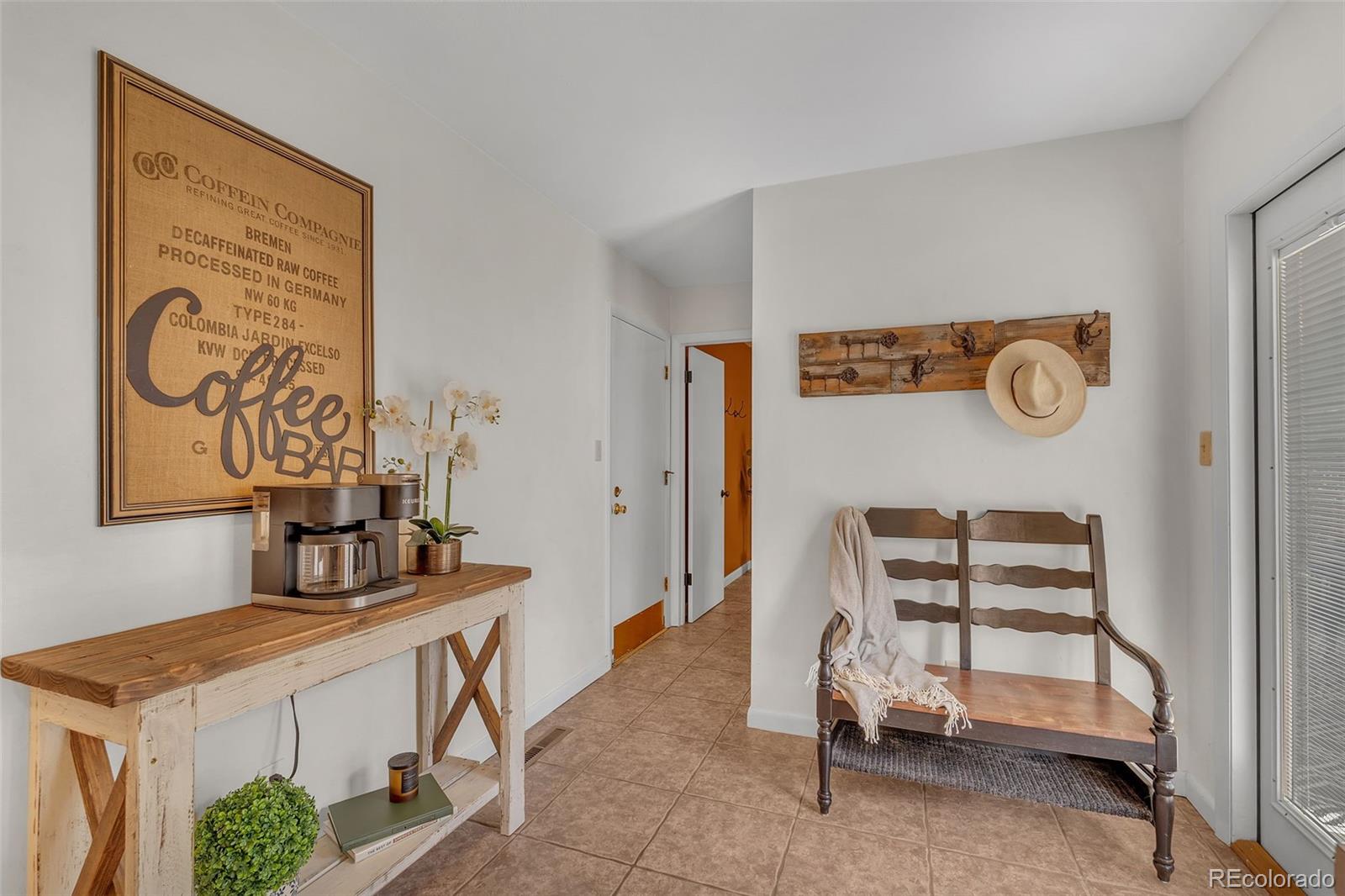 MLS Image #10 for 2717  flintridge drive,colorado springs, Colorado