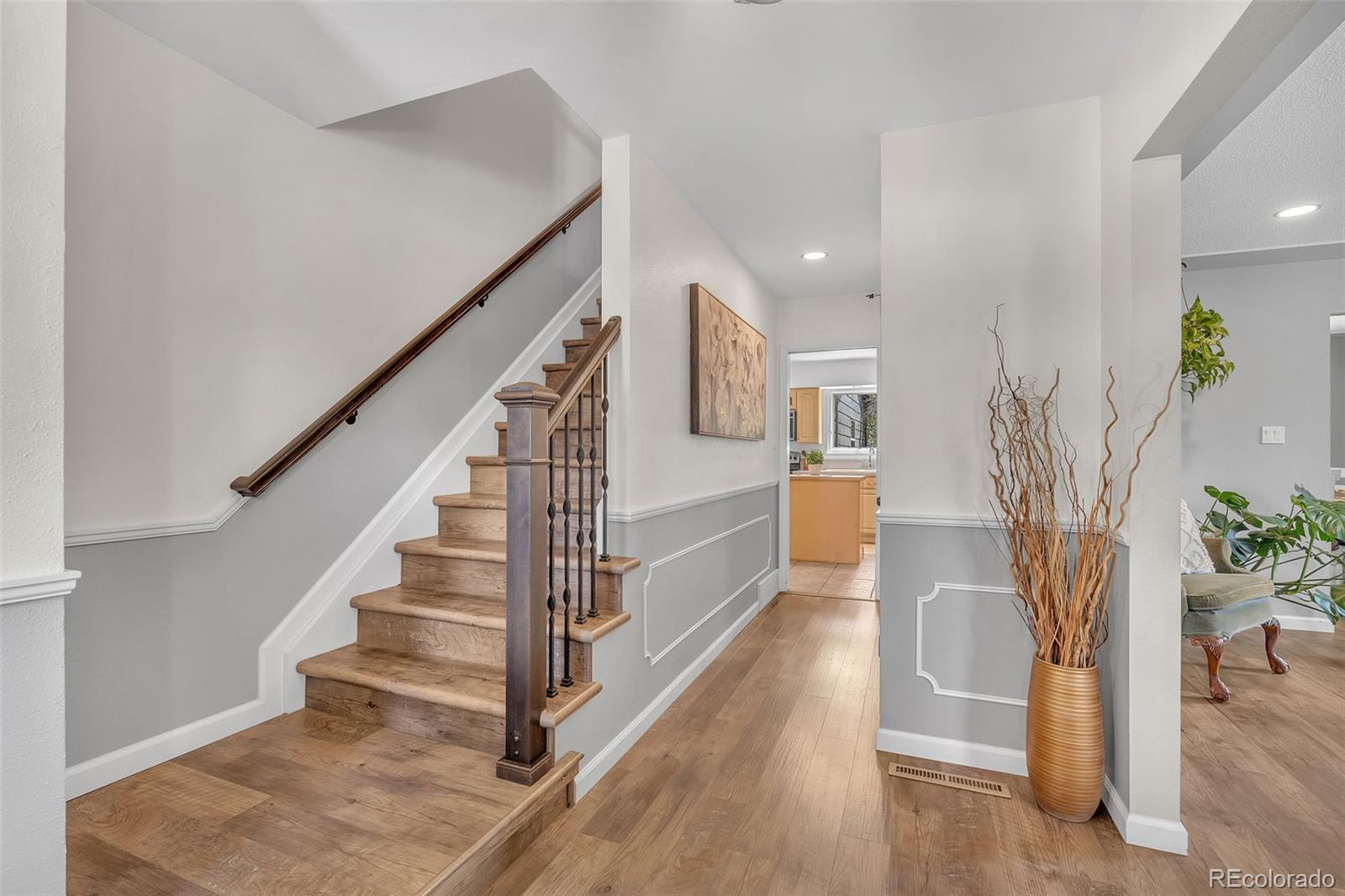 MLS Image #2 for 2717  flintridge drive,colorado springs, Colorado