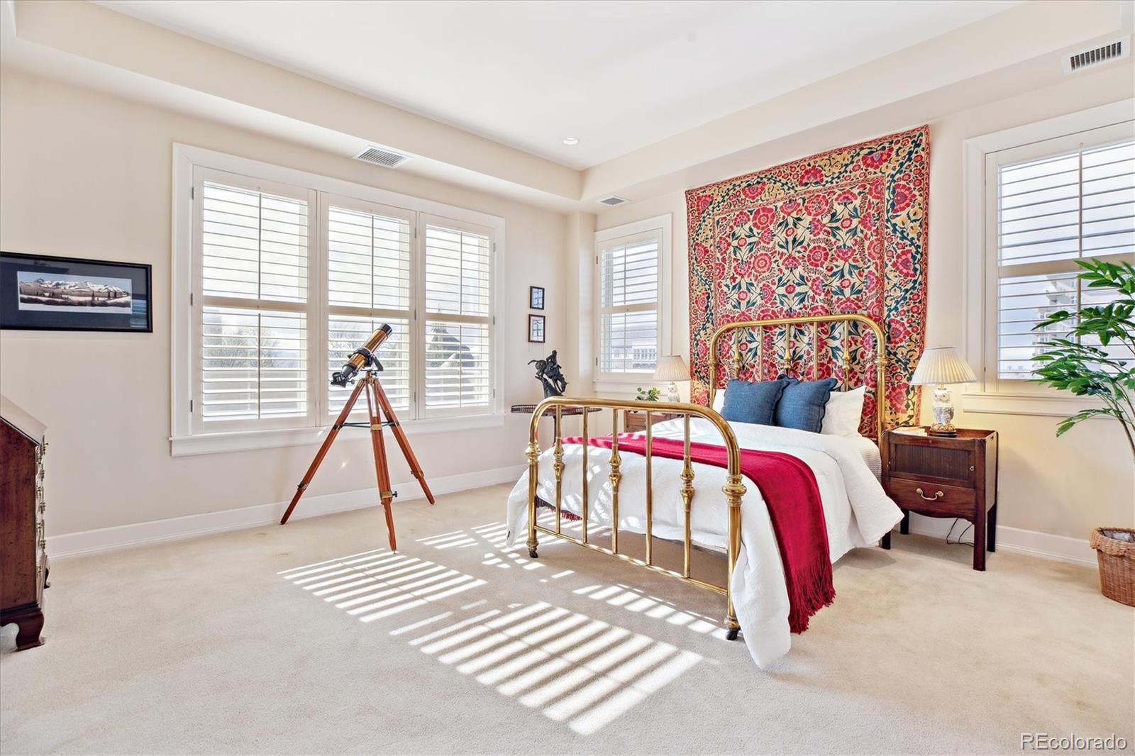 MLS Image #14 for 2200 s university boulevard,denver, Colorado