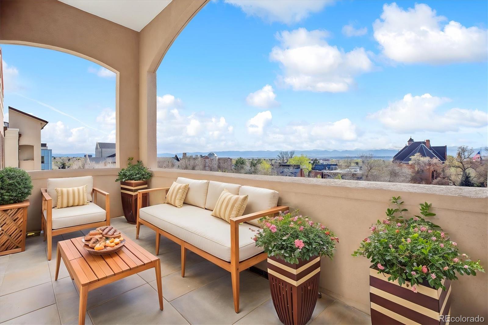 MLS Image #22 for 2200 s university boulevard,denver, Colorado