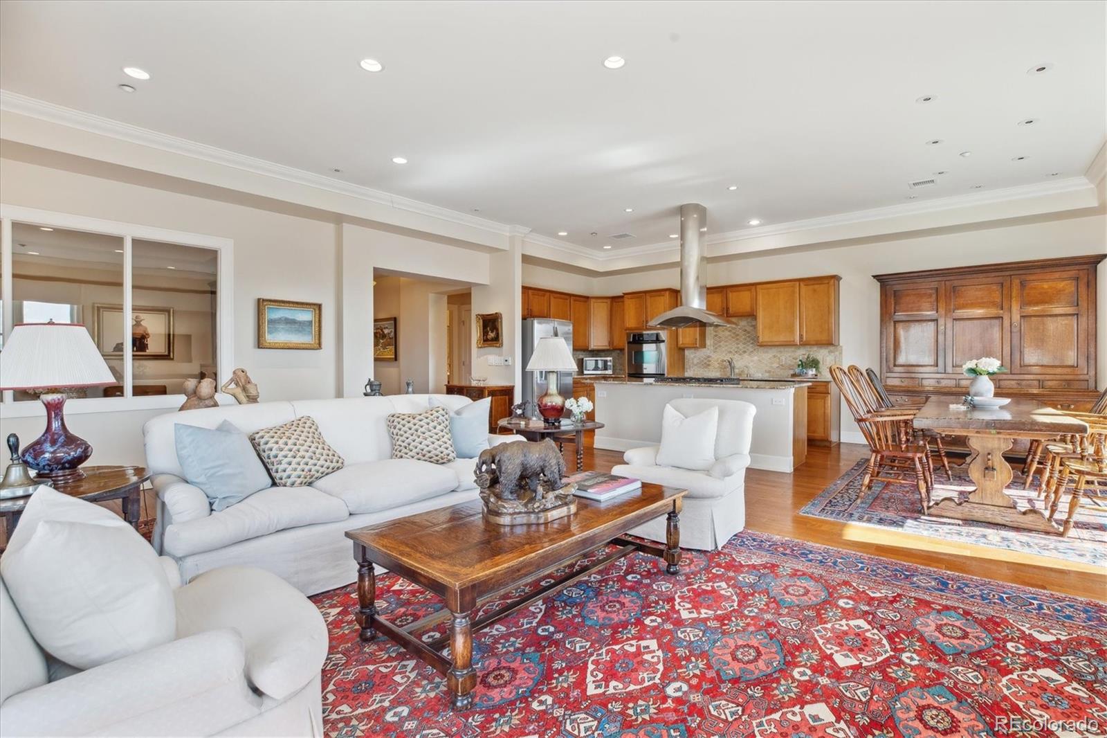 MLS Image #3 for 2200 s university boulevard,denver, Colorado