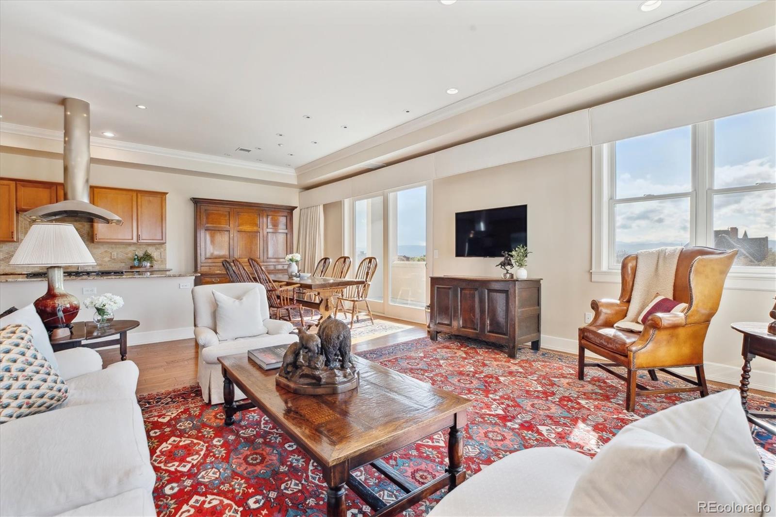 MLS Image #4 for 2200 s university boulevard,denver, Colorado