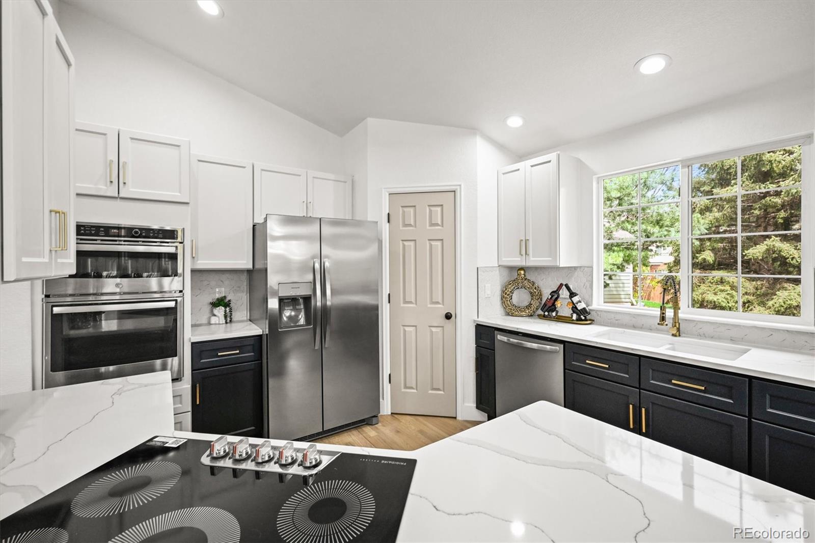 MLS Image #9 for 1896 s marshall circle,lakewood, Colorado