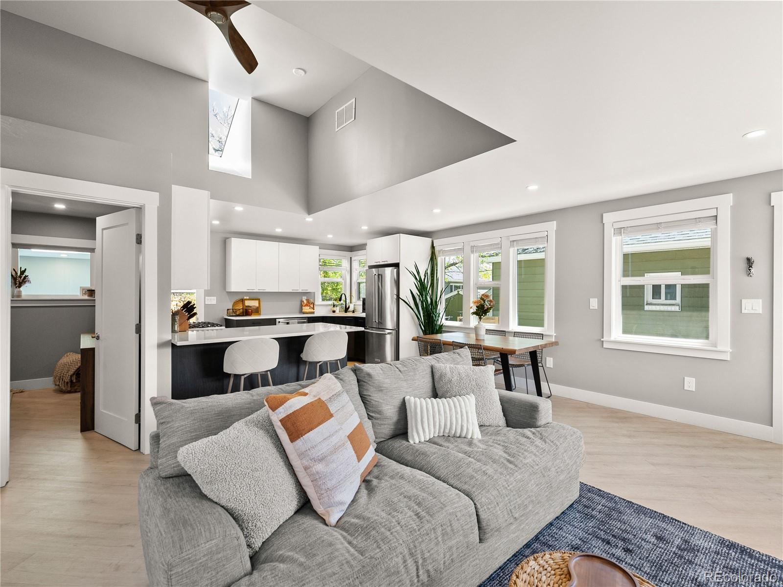 MLS Image #4 for 2517 w 44th avenue,denver, Colorado