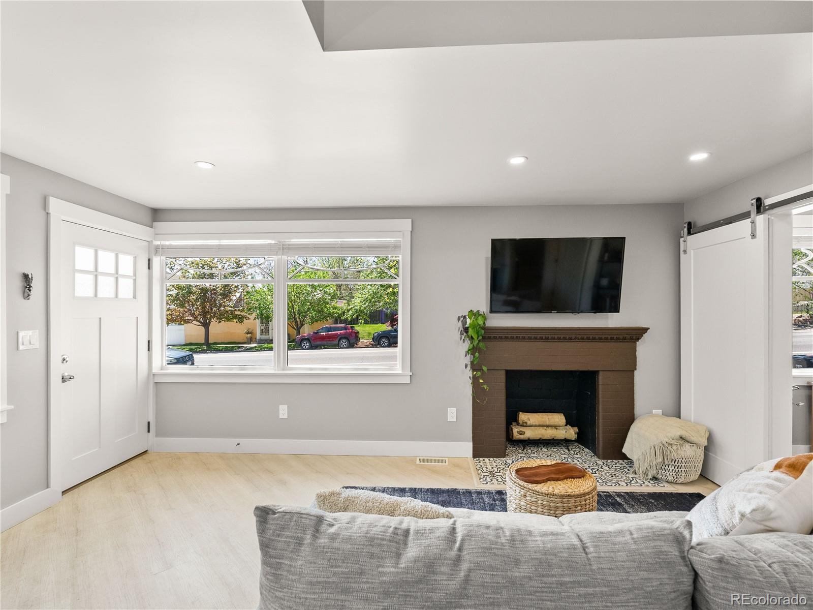 MLS Image #5 for 2517 w 44th avenue,denver, Colorado