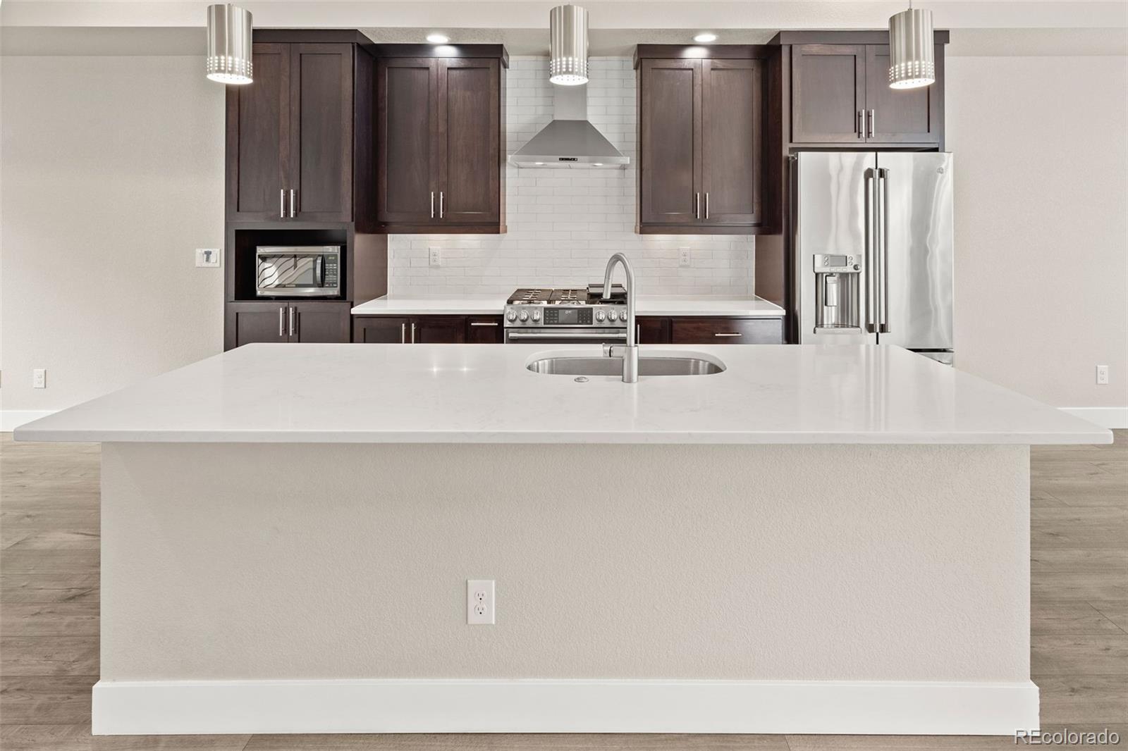 MLS Image #10 for 1615  harlan street,lakewood, Colorado
