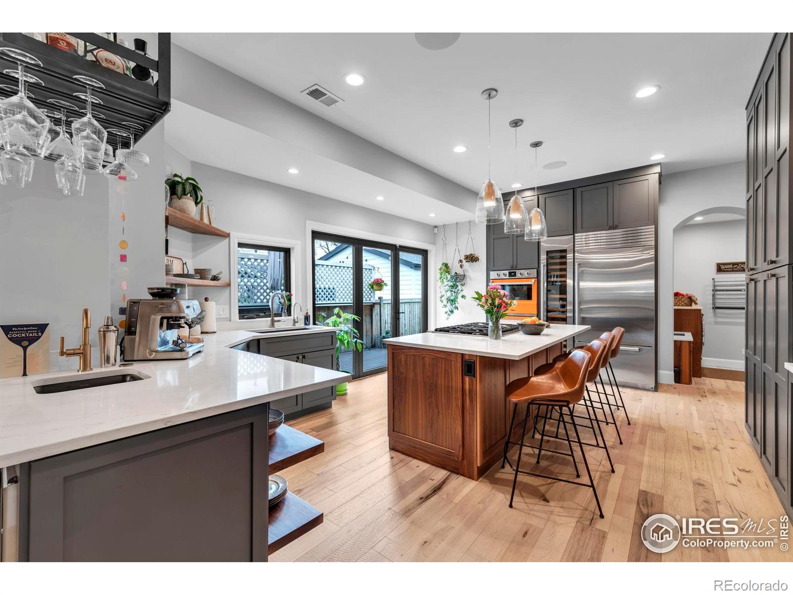 MLS Image #17 for 2019 s grant street,denver, Colorado