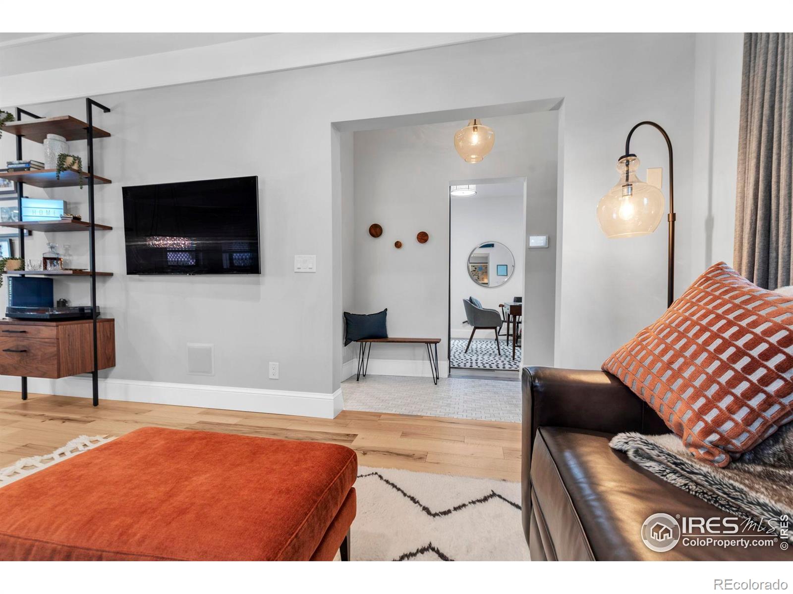 MLS Image #8 for 2019 s grant street,denver, Colorado