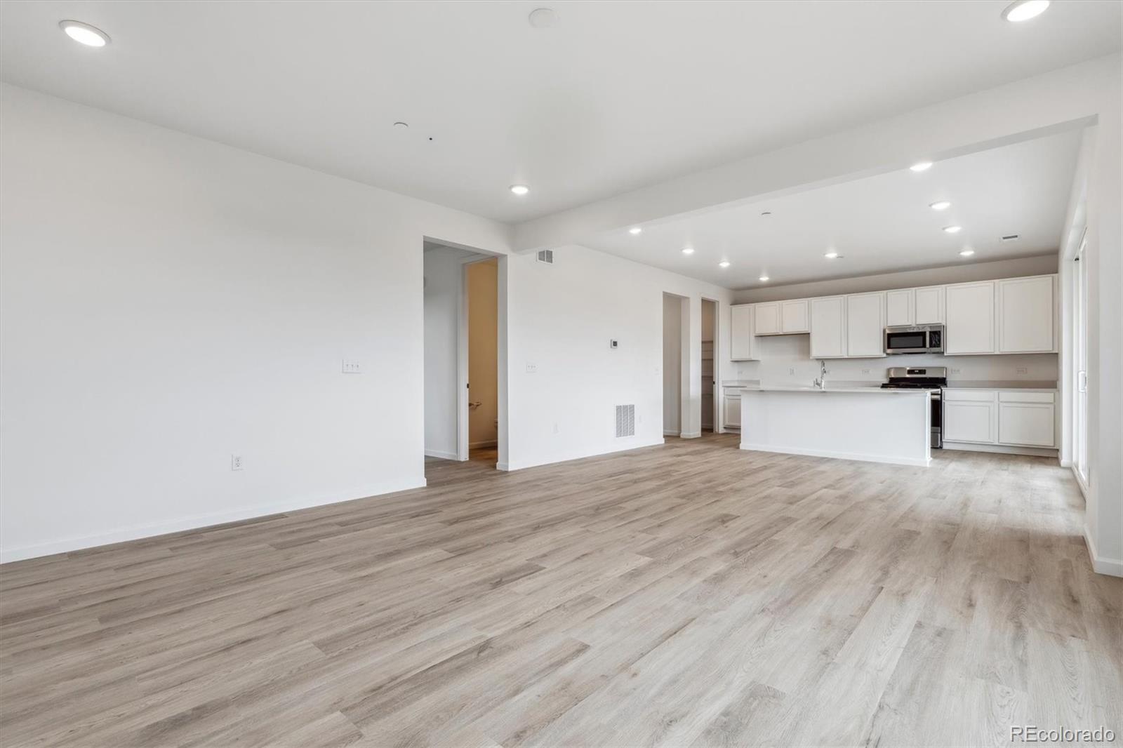 MLS Image #5 for 19120 e 96th place,commerce city, Colorado