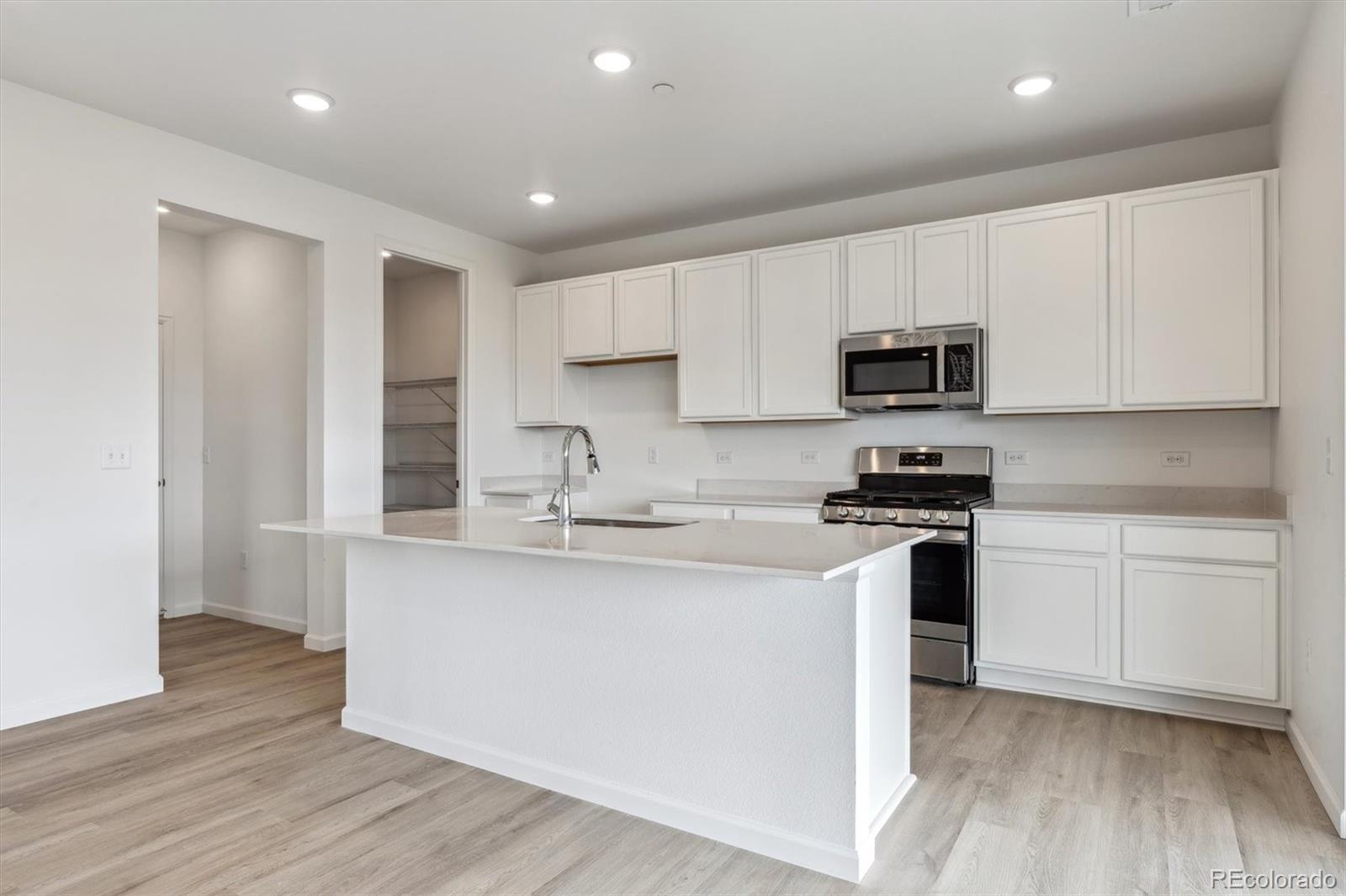MLS Image #7 for 19120 e 96th place,commerce city, Colorado
