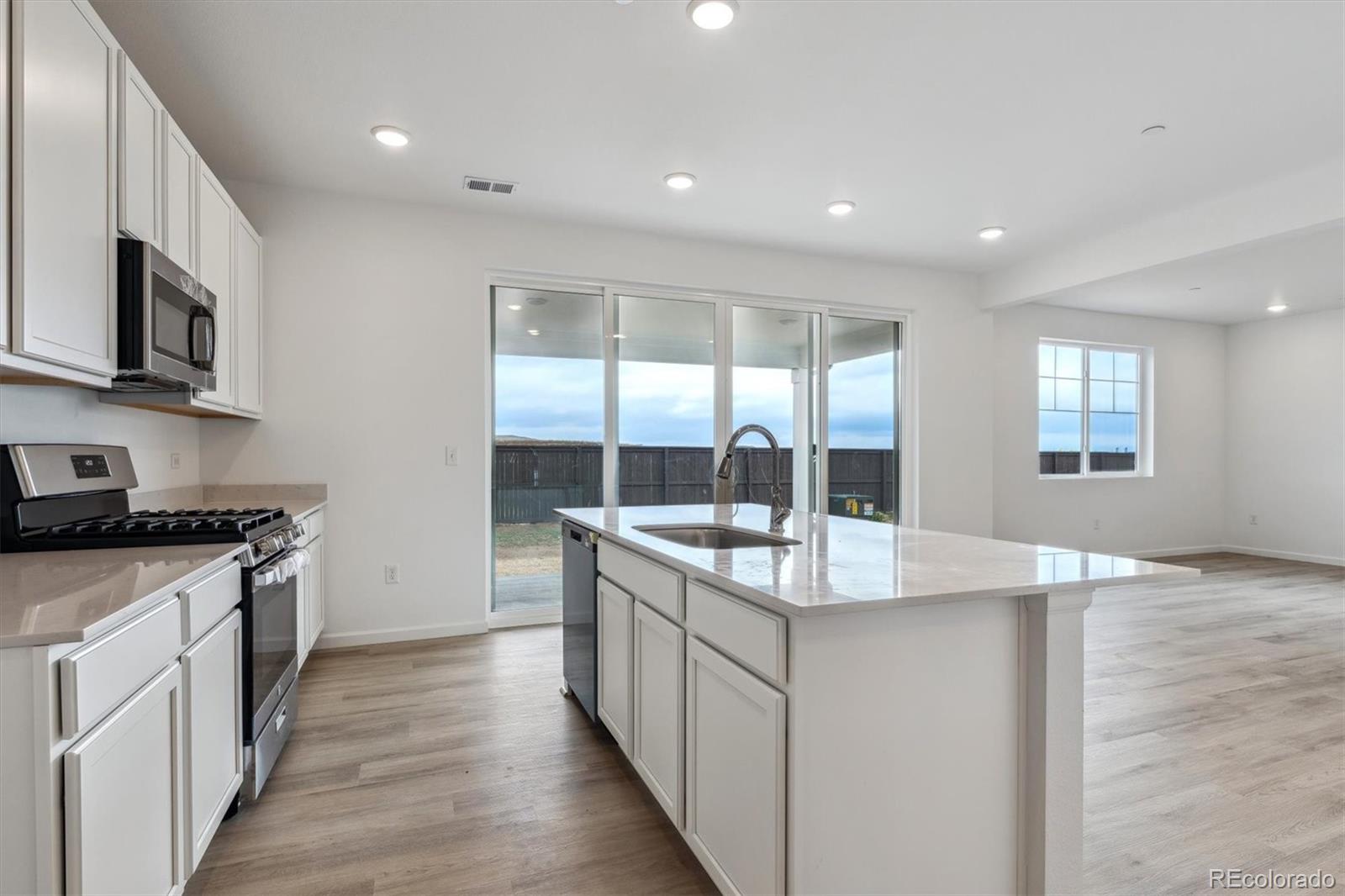 MLS Image #9 for 19120 e 96th place,commerce city, Colorado