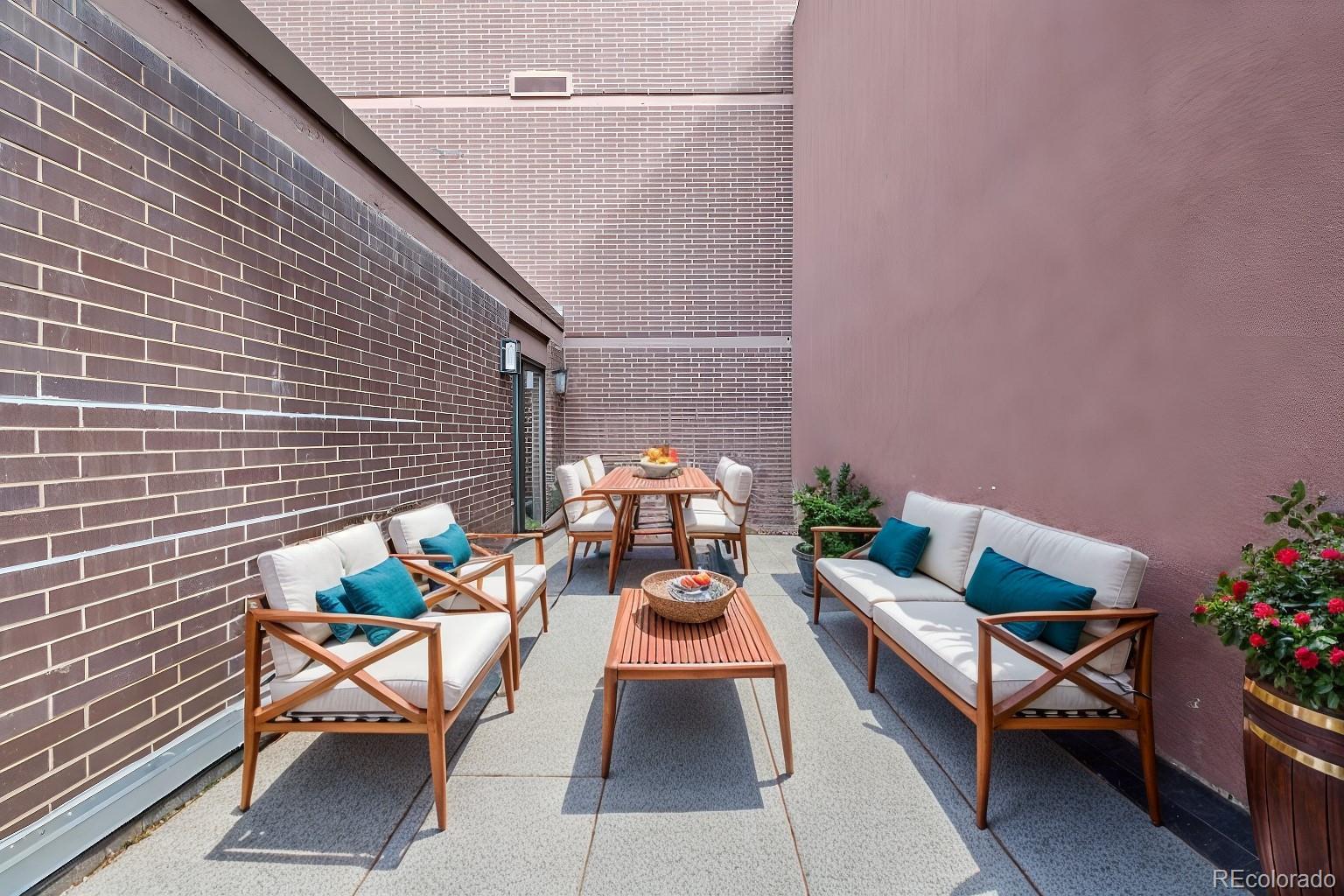 MLS Image #15 for 1020  15th street,denver, Colorado