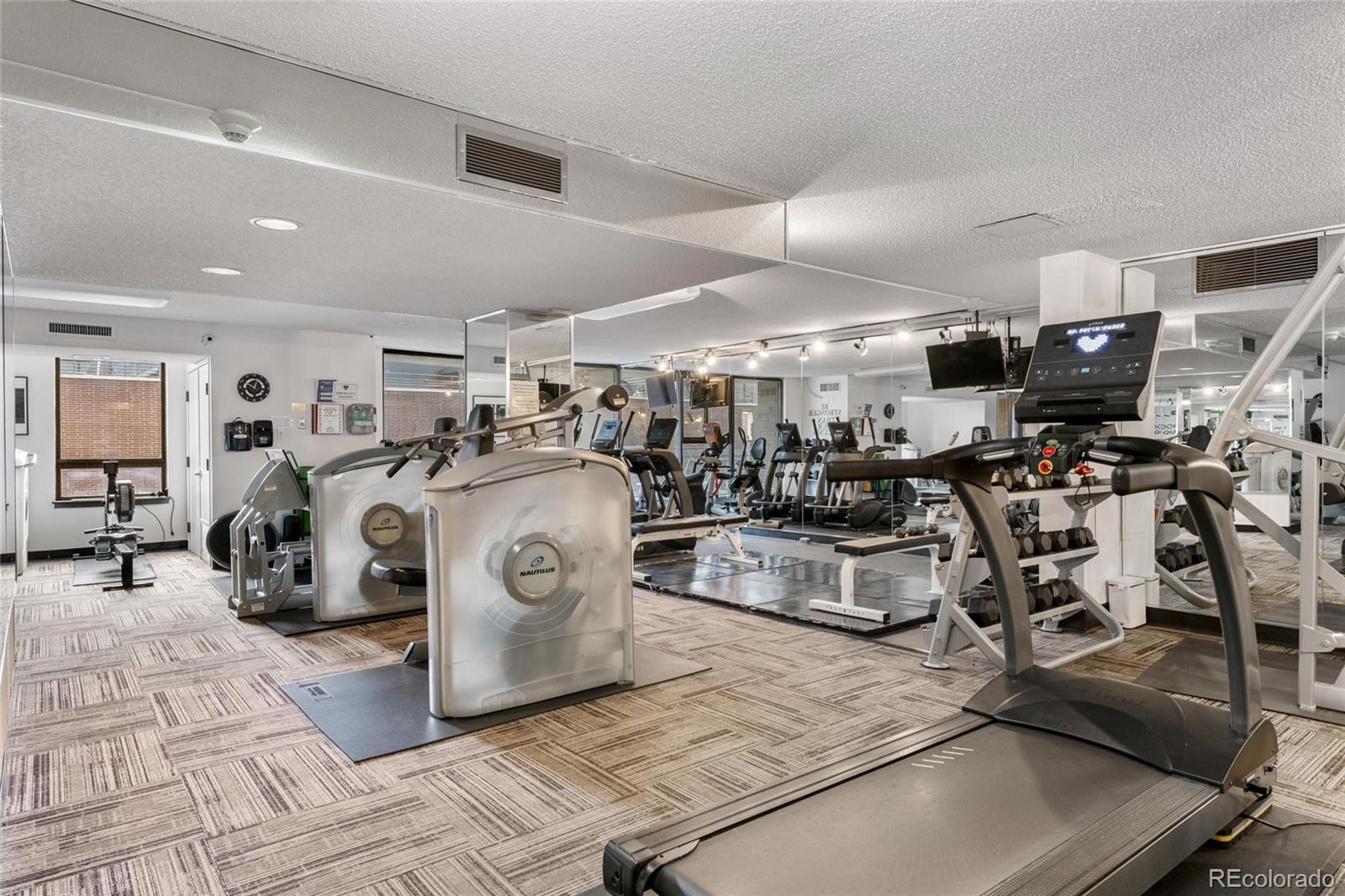 MLS Image #24 for 1020  15th street,denver, Colorado