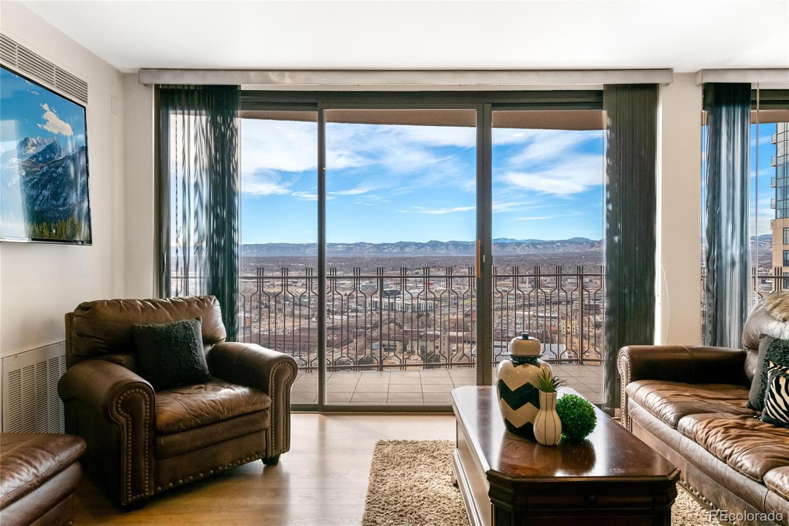 MLS Image #5 for 1020  15th street,denver, Colorado