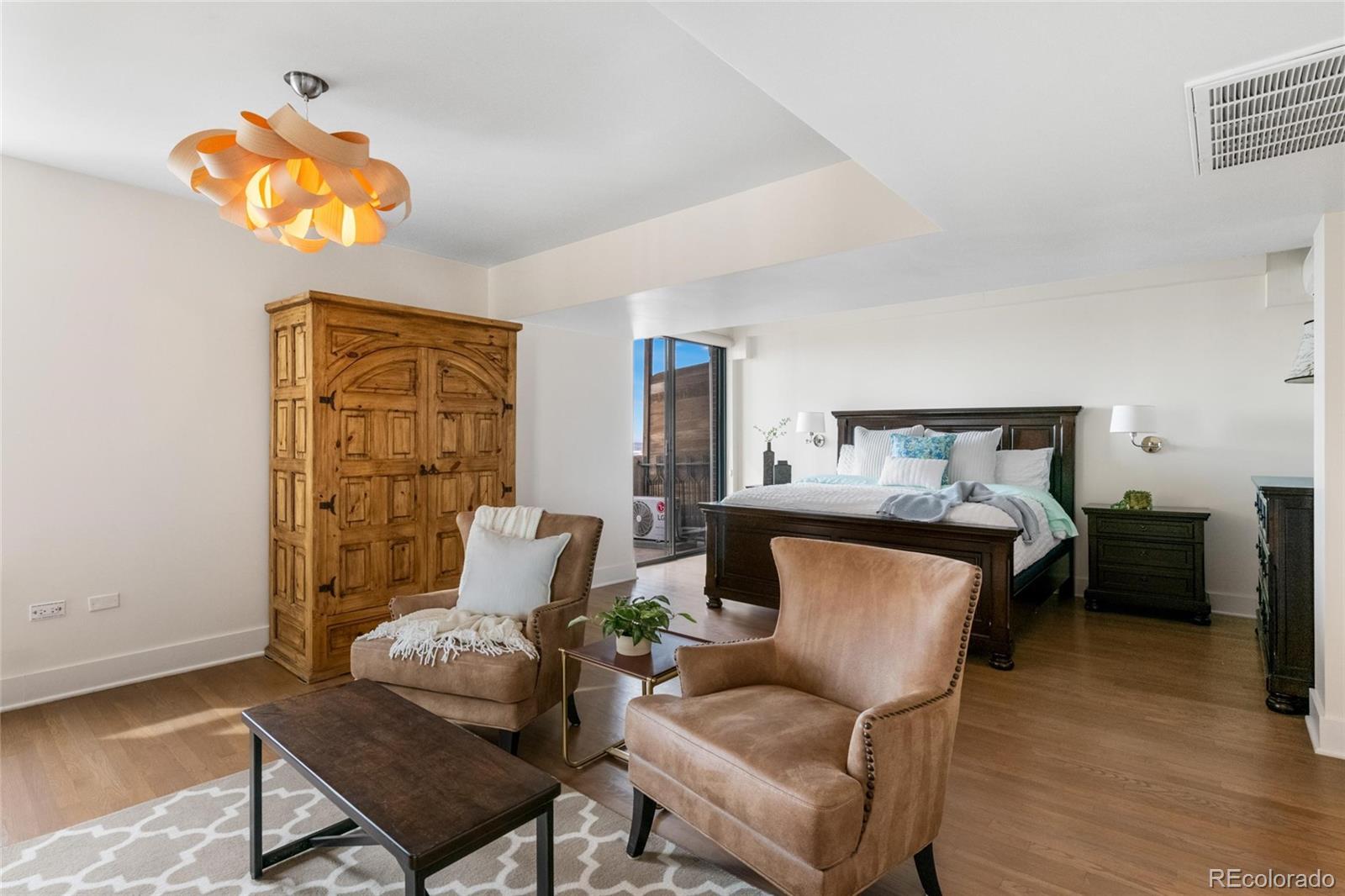 MLS Image #7 for 1020  15th street,denver, Colorado