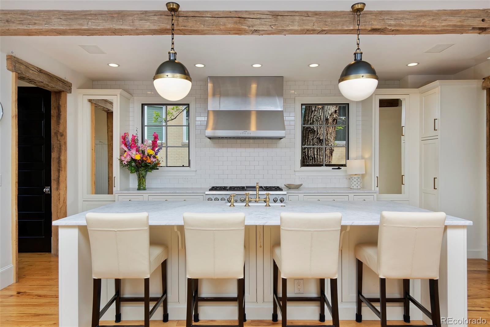 MLS Image #11 for 535 n high street,denver, Colorado