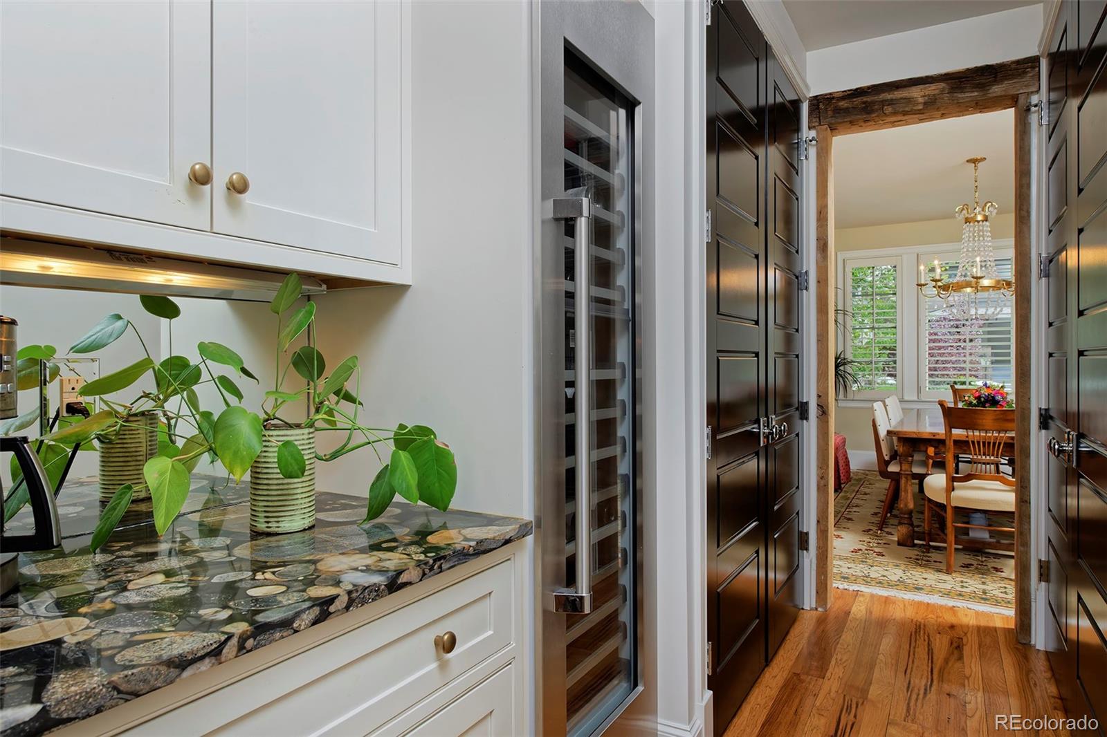 MLS Image #13 for 535 n high street,denver, Colorado