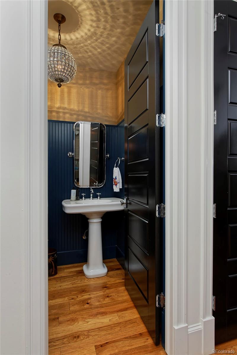 MLS Image #8 for 535 n high street,denver, Colorado