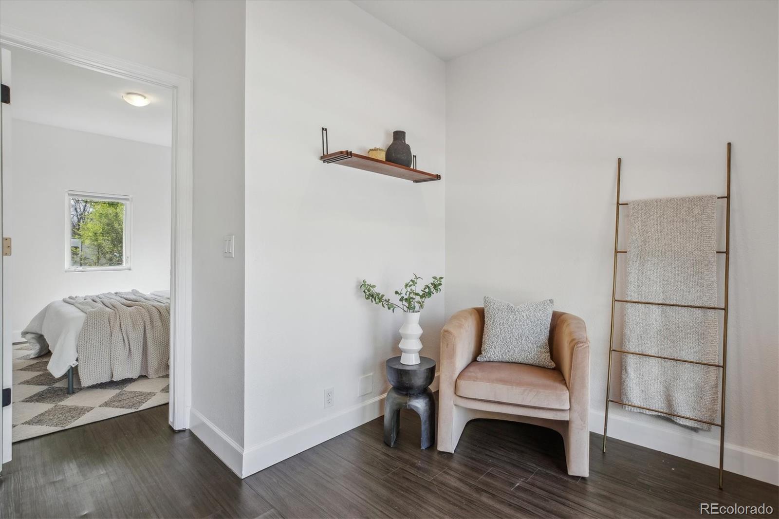 MLS Image #13 for 1860 w iris circle,littleton, Colorado