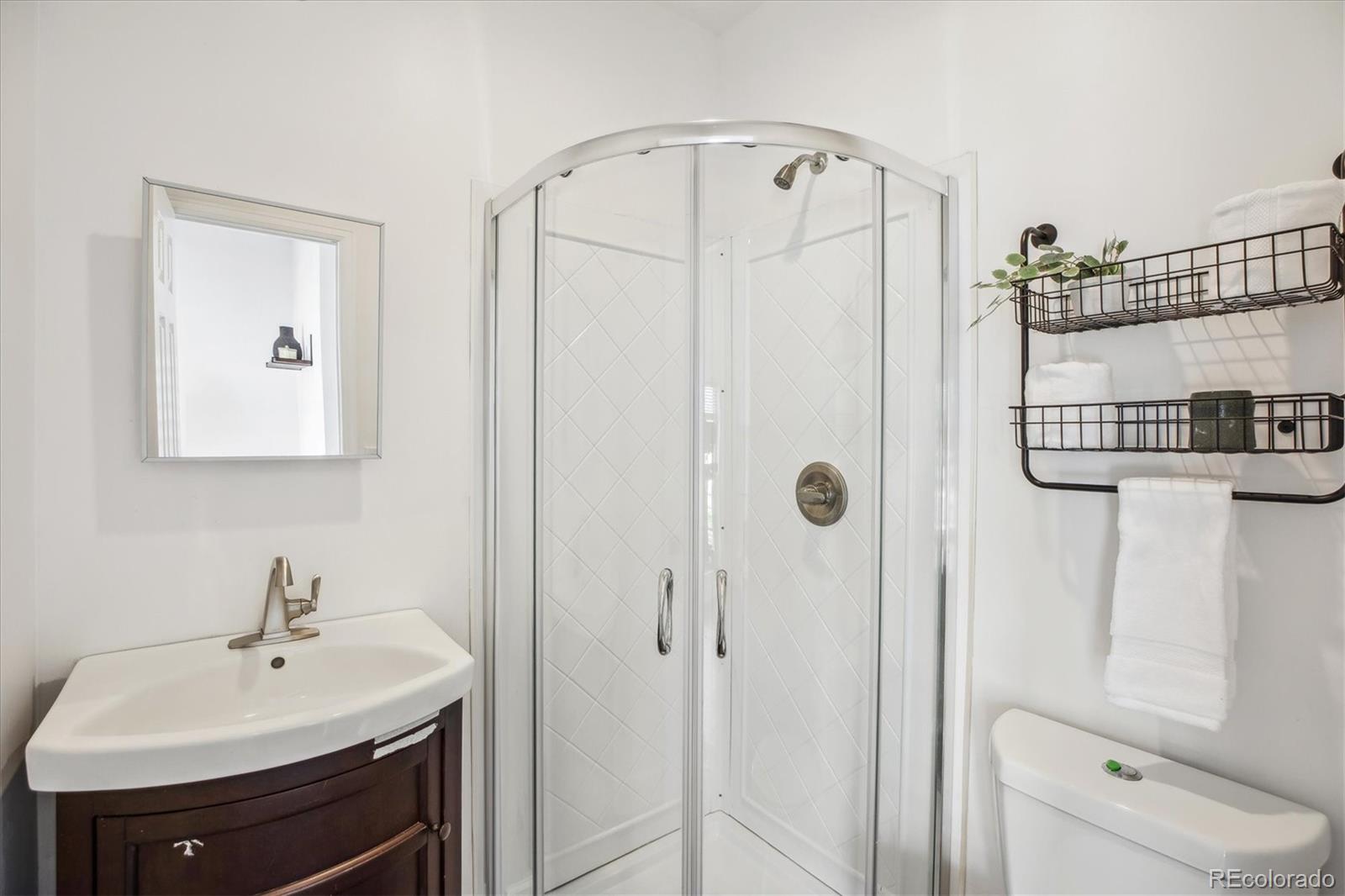 MLS Image #15 for 1860 w iris circle,littleton, Colorado