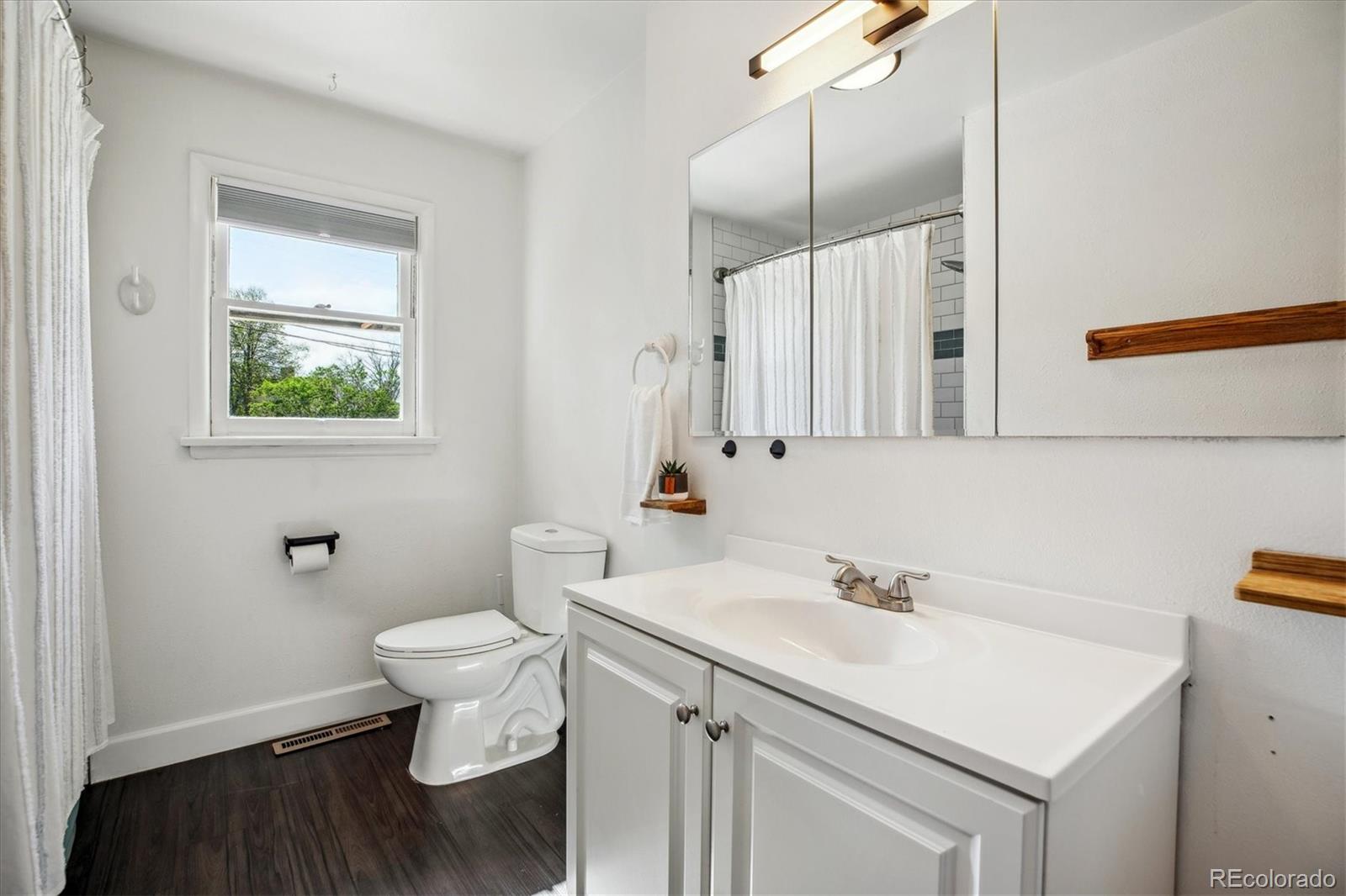 MLS Image #19 for 1860 w iris circle,littleton, Colorado