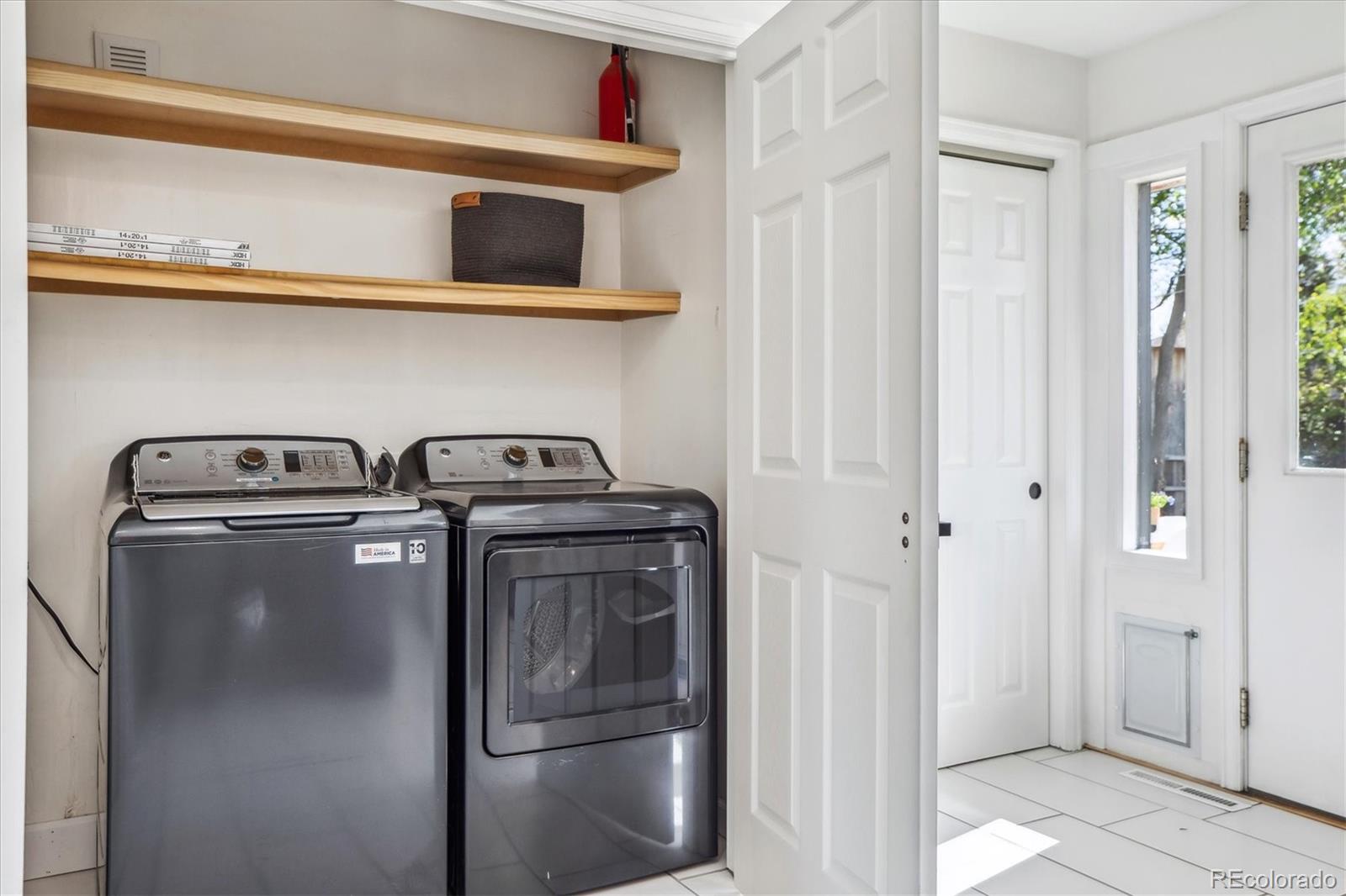 MLS Image #20 for 1860 w iris circle,littleton, Colorado