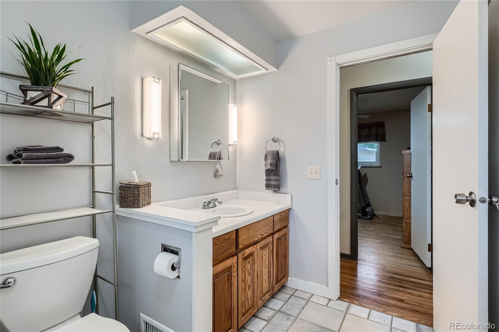 MLS Image #14 for 7005 s ash circle,centennial, Colorado