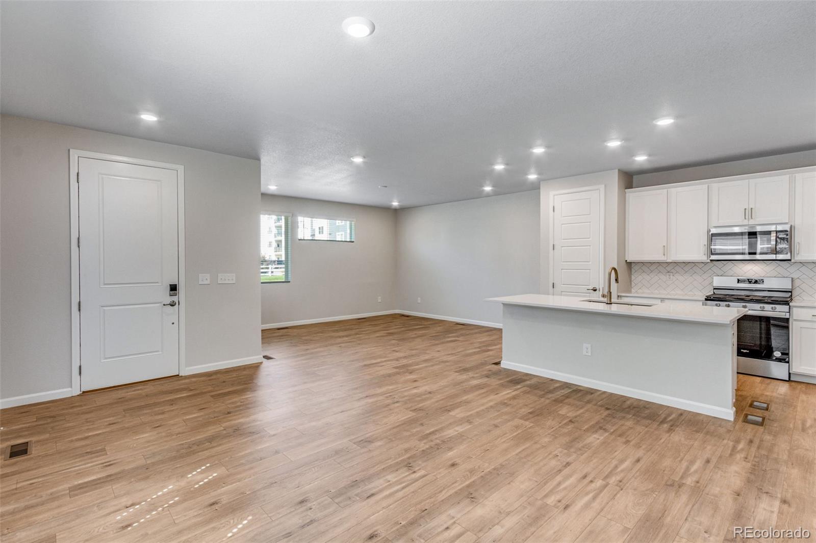 MLS Image #10 for 1443  great western drive,longmont, Colorado