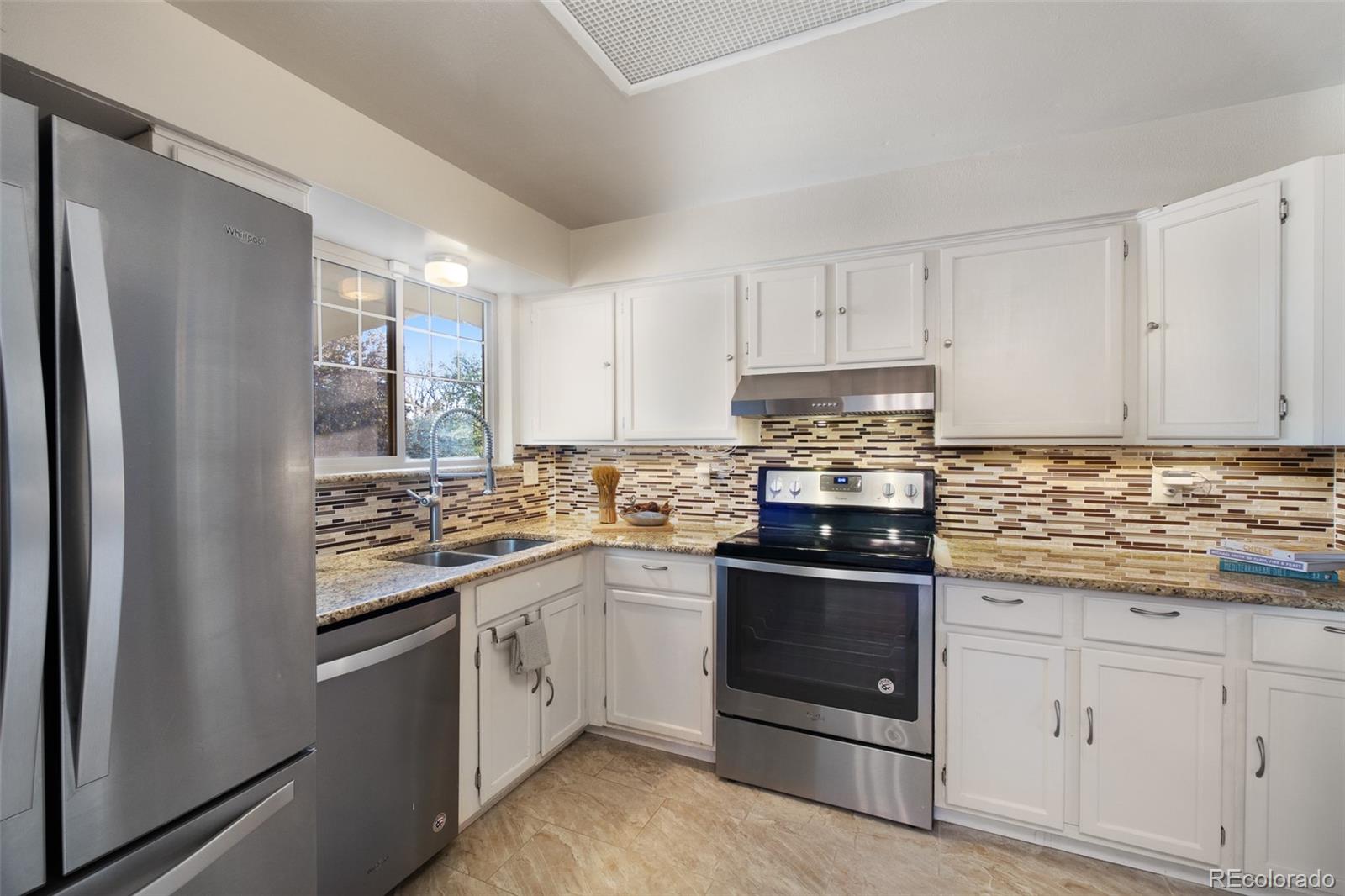 MLS Image #7 for 12642 e ohio avenue,aurora, Colorado